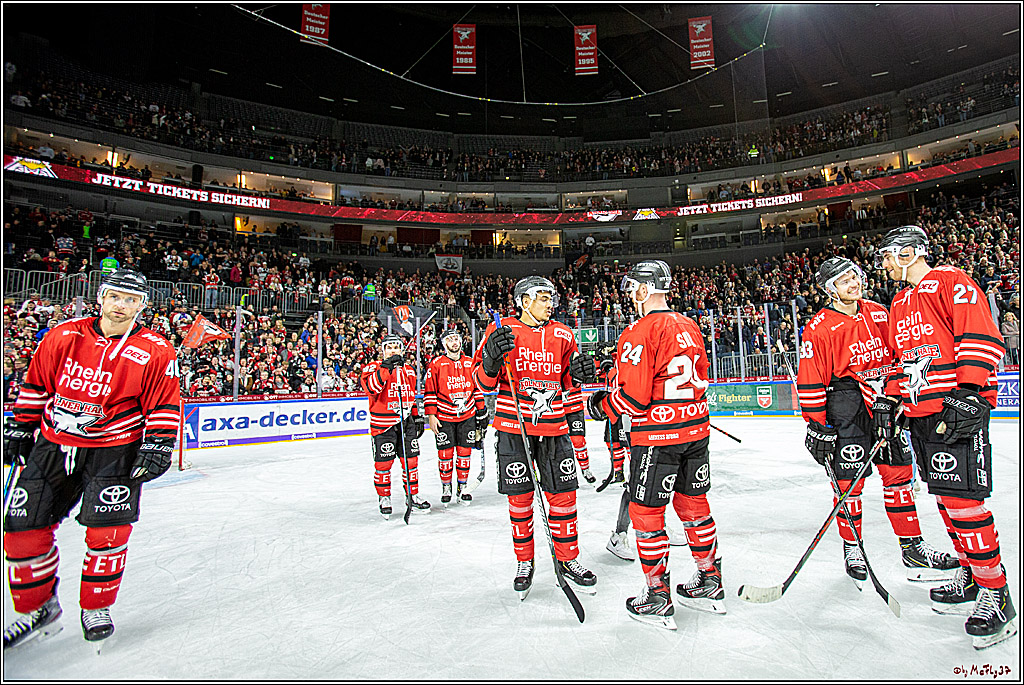 DEL;  Koelner Haie - Schwenninger Wild Wings; Koeln, 20.12.2019